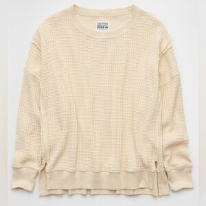 American Eagle Big Hug Crew Neck Waffle sweatshirt!